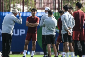 华体会登录-巴黎圣日耳曼战平那不勒斯，阿扎尔乌龙送礼亚洲杯的简单介绍