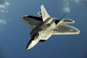 华体会下载-蓝白风暴下的孤独英雄，2026世界杯A组，阿根廷大胜波兰，吉鲁的华丽独舞