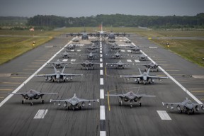 华体会体育-慈善赛场狂飙，当辽宁队对位火箭，小贾伦神迹再现