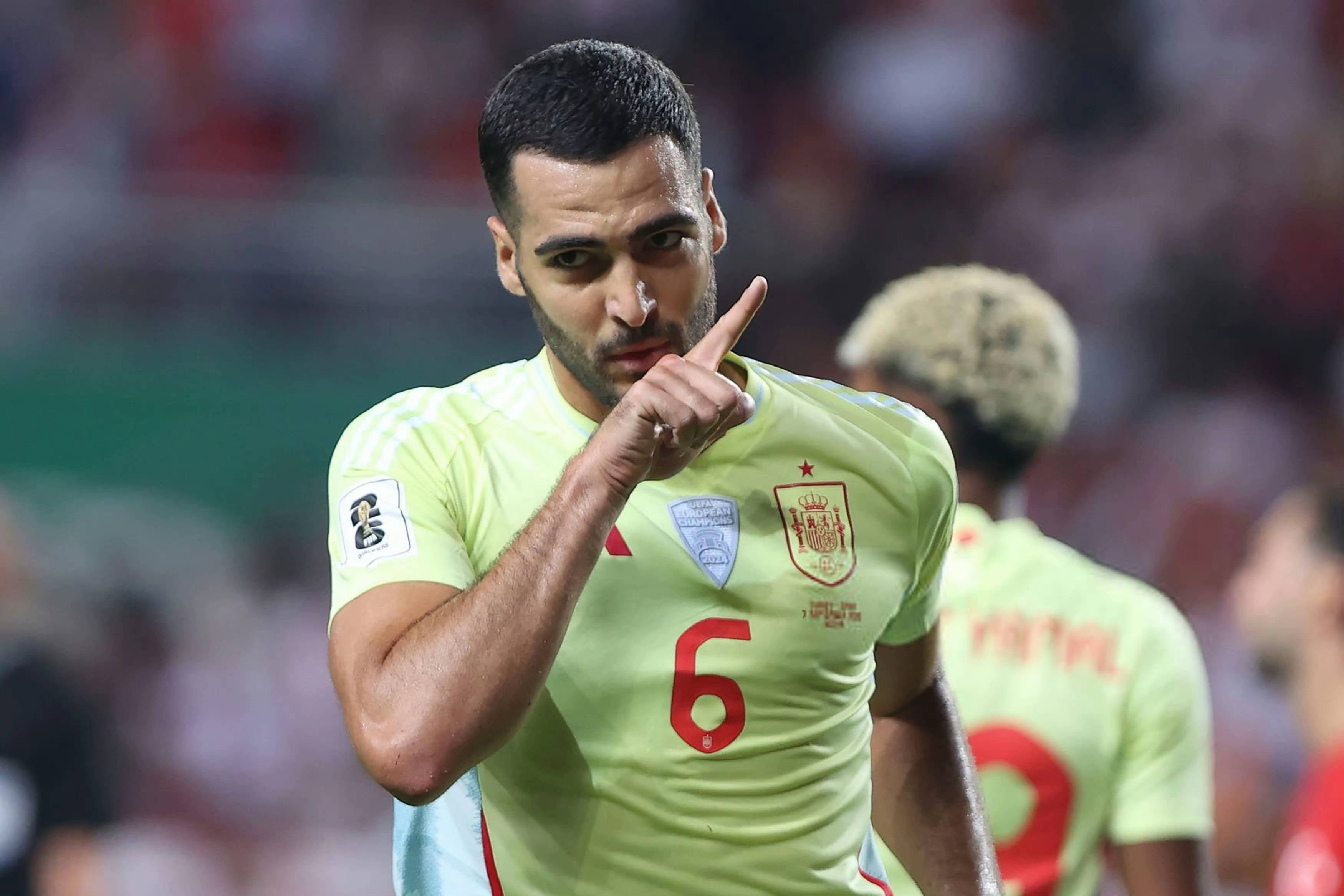 华体会下载-欧预赛赛程调整，球员备战更加紧张的简单介绍  第2张