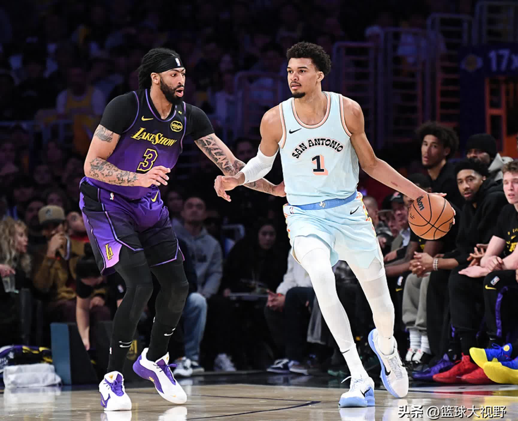 华体会登录-人主场击败马刺,继续保持不败纪录 第2张 华体会登录-人主场击败马刺,继续保持不败纪录 第2张