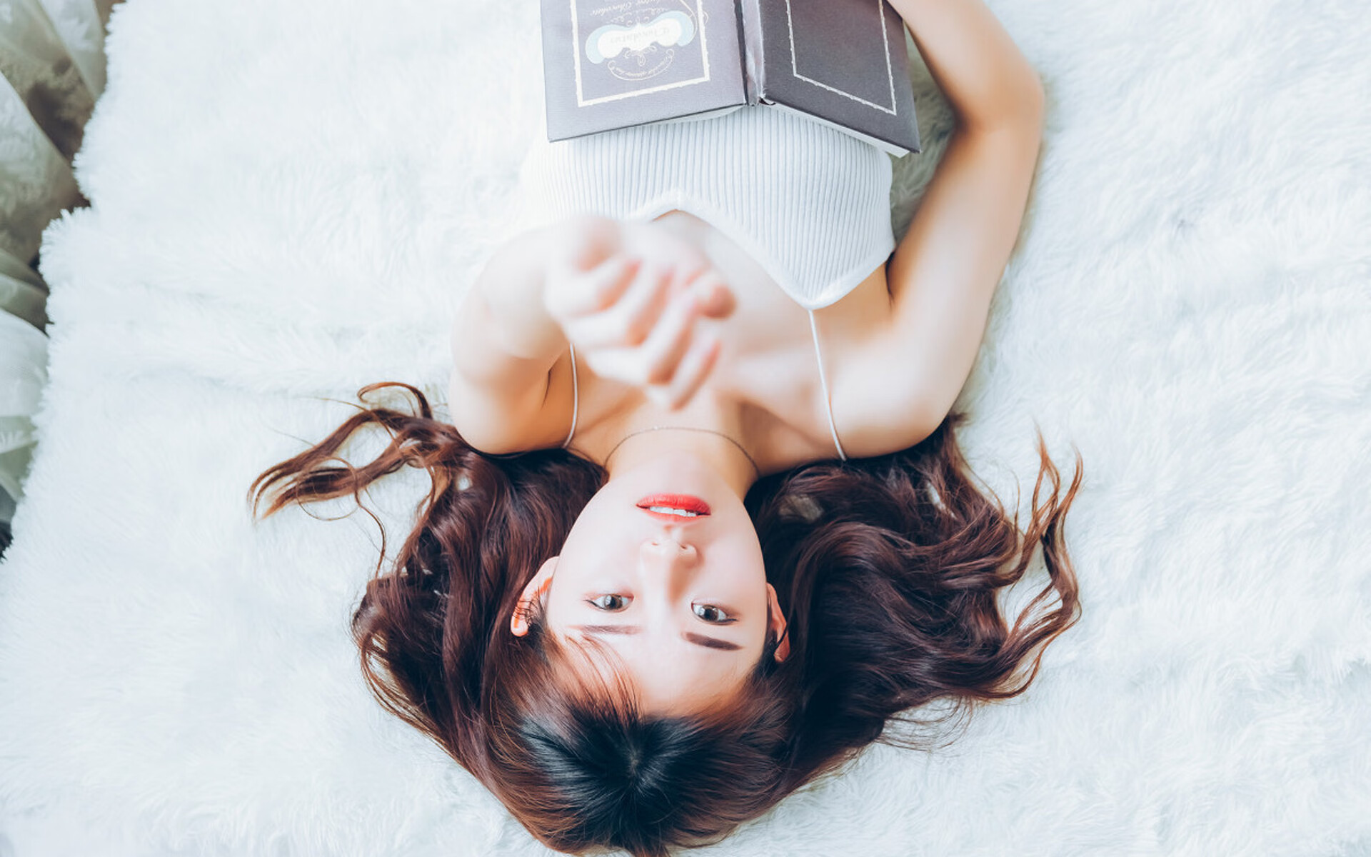 华体会体育-骨感天才撕碎高原铁壁，切特完美发挥引领黄蜂压制卫冕冠军  第1张